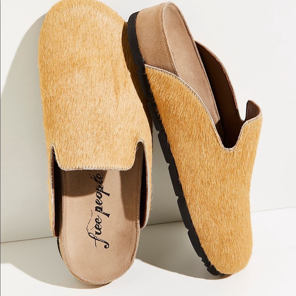 NWOT Free People Juno Footbed Mules Camel size 7